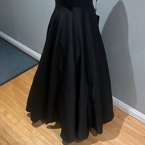 Ieena for Mac Duggal 48924 Empire Waist Ballgown with pockets NWT - Picture 6 of 13